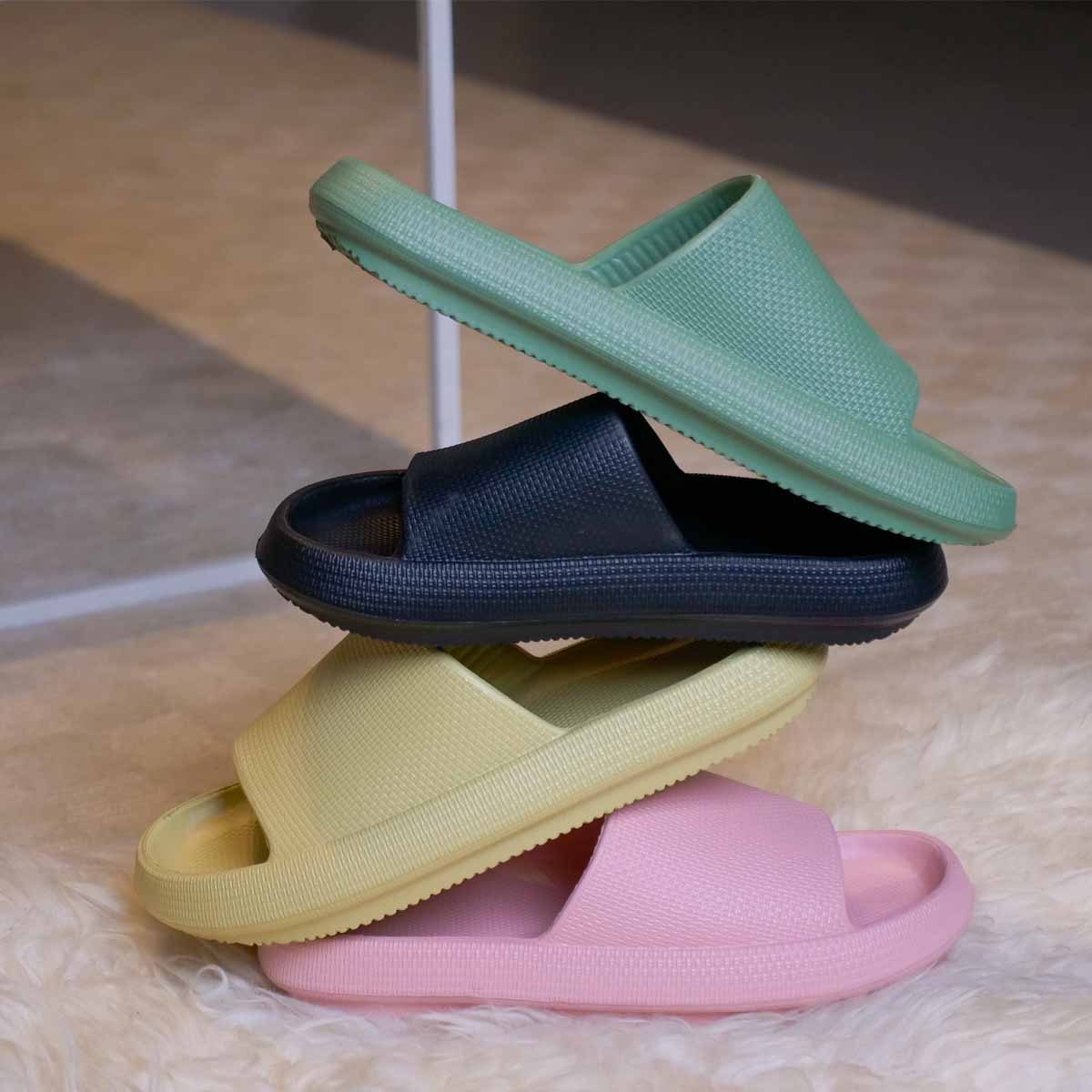 Wholesale Vegan Comfy'z Slides Package Deal (86 Pairs)