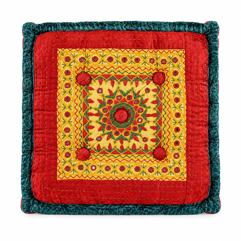 Bombay Meditation Cushion
Hand-crafted meditation cushion from India Poly-cotton meditation cushion
40 cm square meditation cushion
Artisan-made floor meditation cushion
Bombay cushion for meditation and mindfulness Meditation cushion with high-density poly-cotton filling
Decorative hand-crafted meditation seat