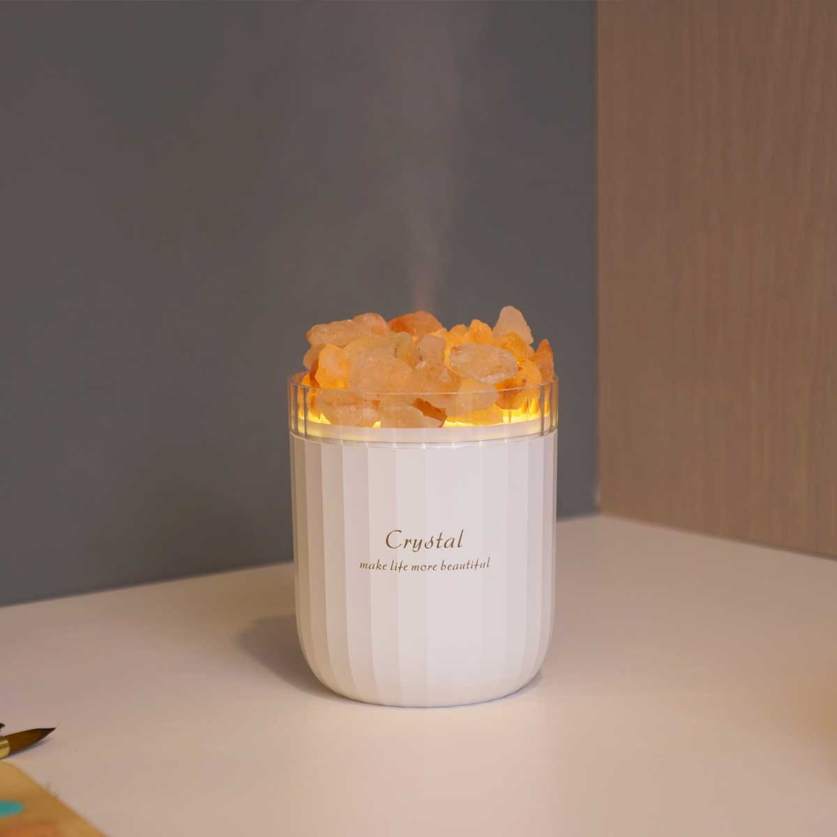 Mini Himalayan Salt Diffuser white lifestyle
