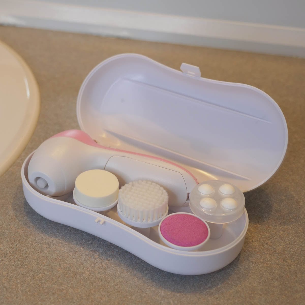 4-in-1 Facial Cleansing System