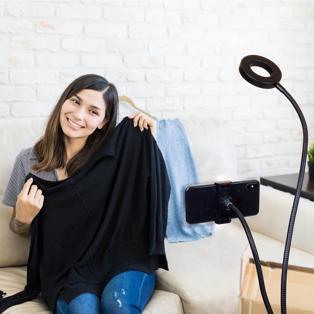 Pro-Stream Stand lifestyle